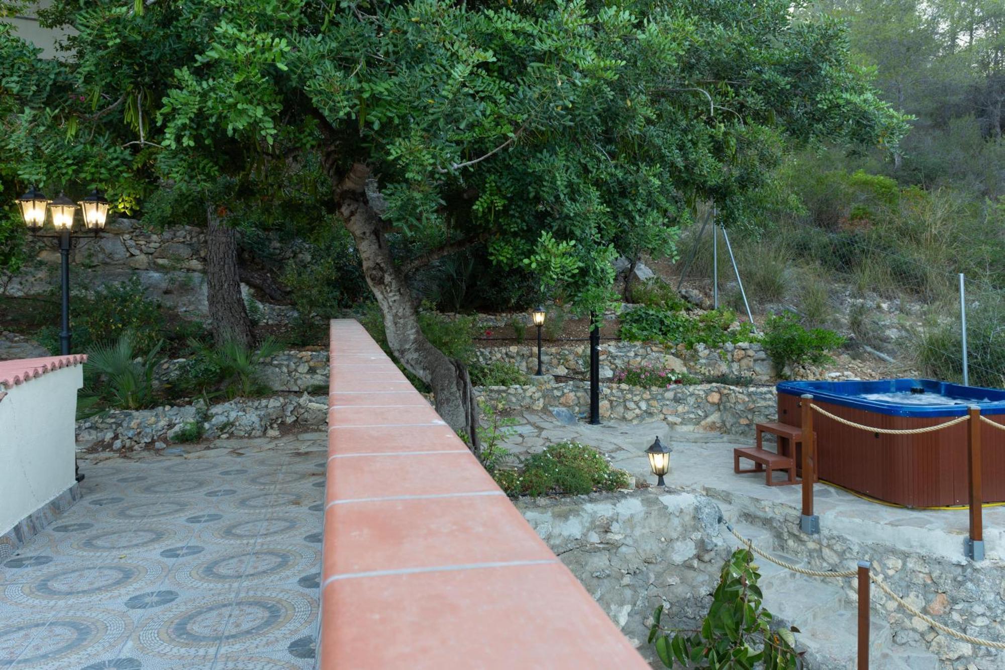 Silom House Villa Sant Pere De Ribes Dış mekan fotoğraf