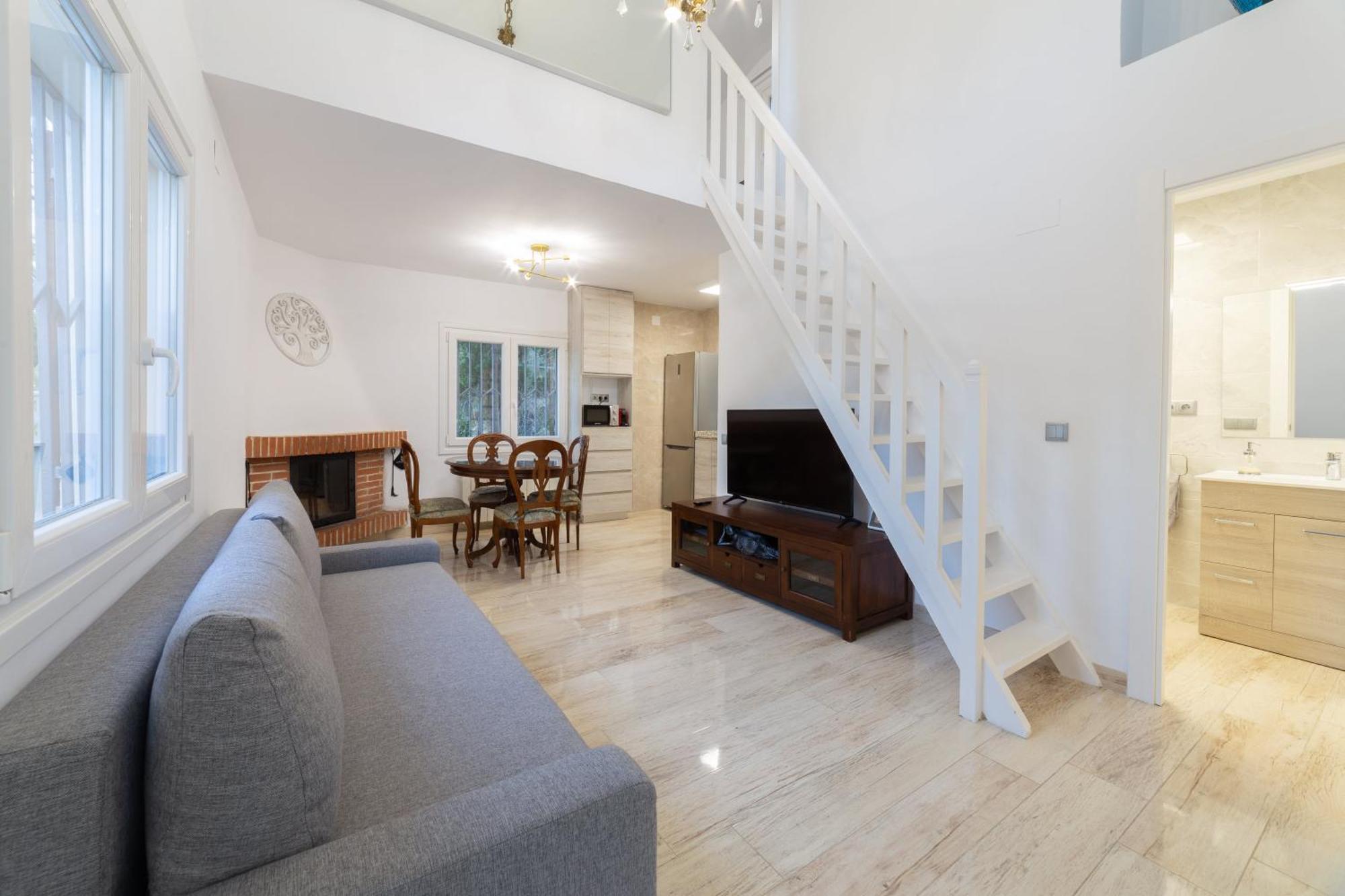 Silom House Villa Sant Pere De Ribes Dış mekan fotoğraf